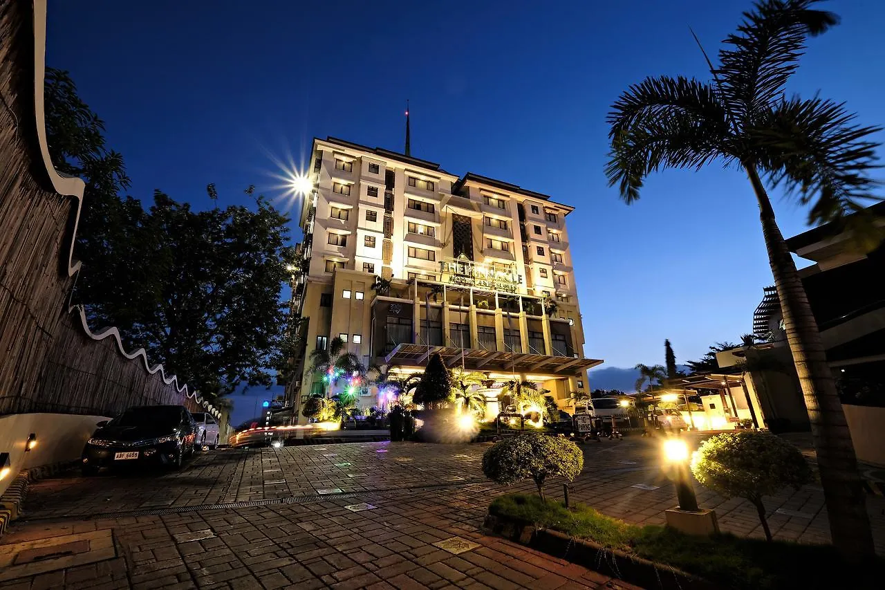 The Pinnacle Hotel And Suites Davao City