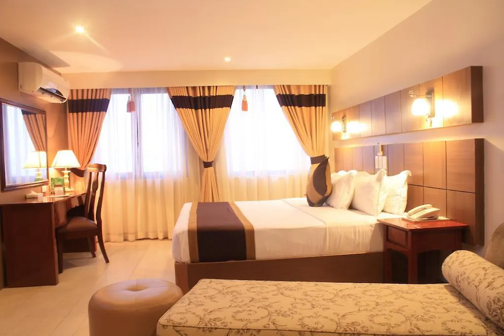 The Pinnacle Hotel And Suites Davao City