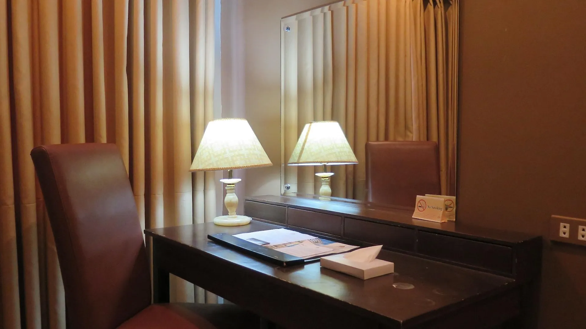 The Pinnacle Hotel And Suites Davao City
