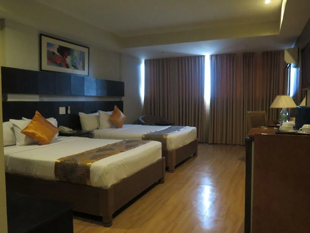 The Pinnacle Hotel And Suites Davao City