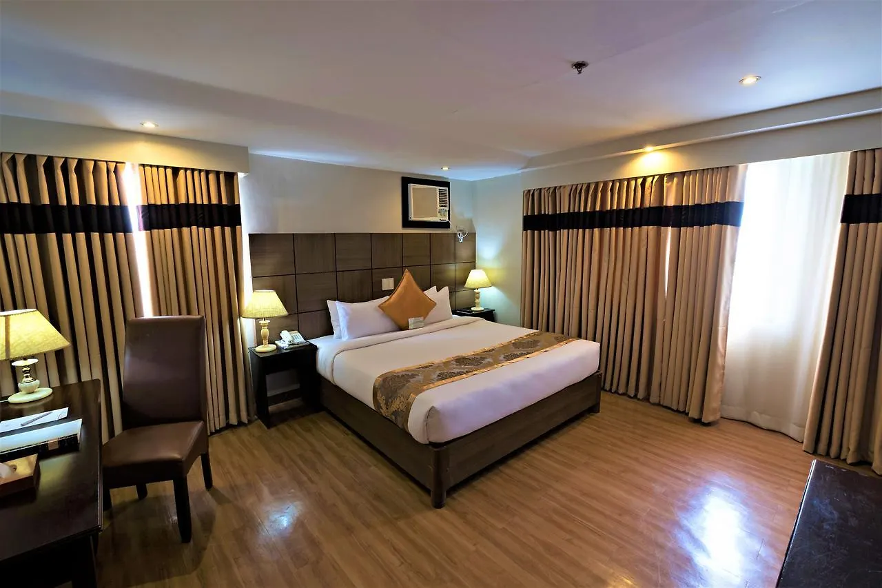 The Pinnacle Hotel And Suites Davao City